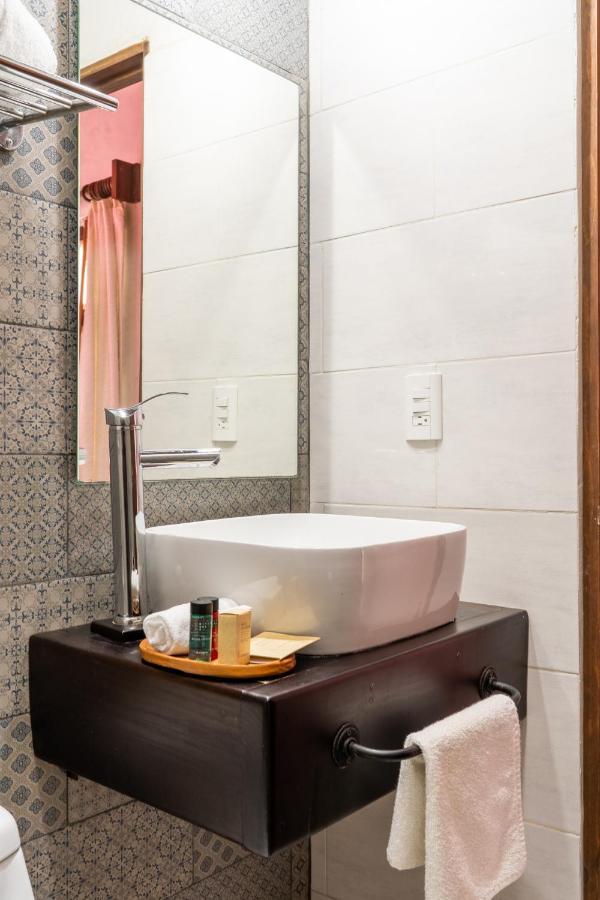 Yox Hotel Boutique San Cristóbal de Las Casas Kültér fotó Bathroom