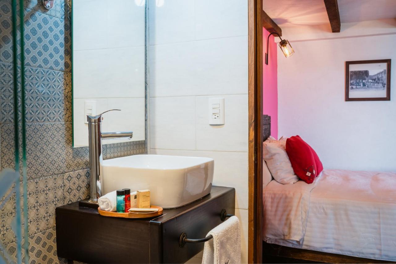 Yox Hotel Boutique San Cristóbal de Las Casas Kültér fotó A bathroom in a hotel